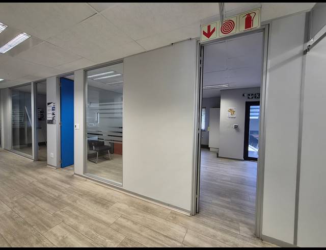 250M² OFFICE TO LET IN VORNA VALLEY